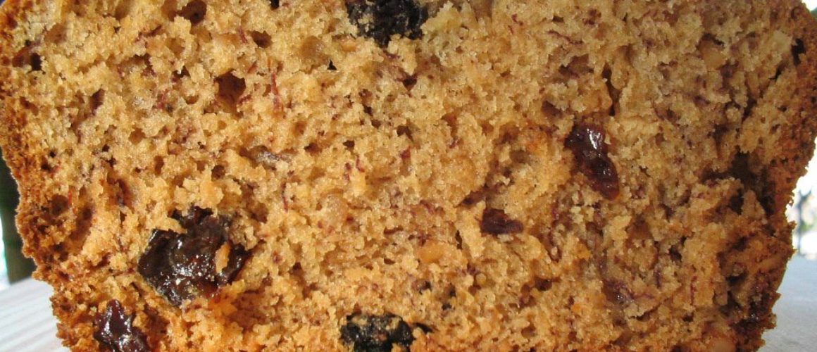 Foto de Bolo com Grãos de Quinoa e Passas de Uva