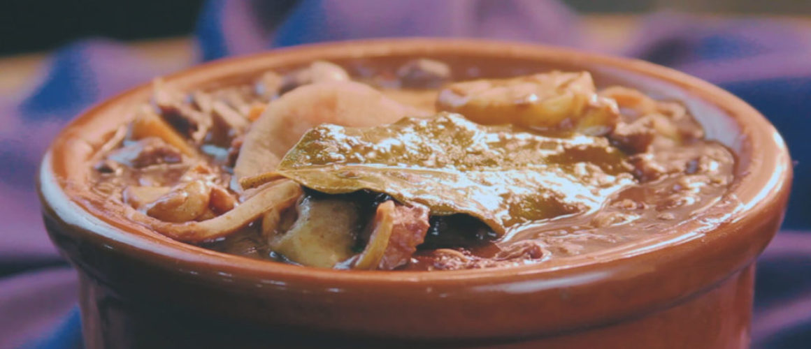 Foto de uma Feijoada Vegetariana Especial